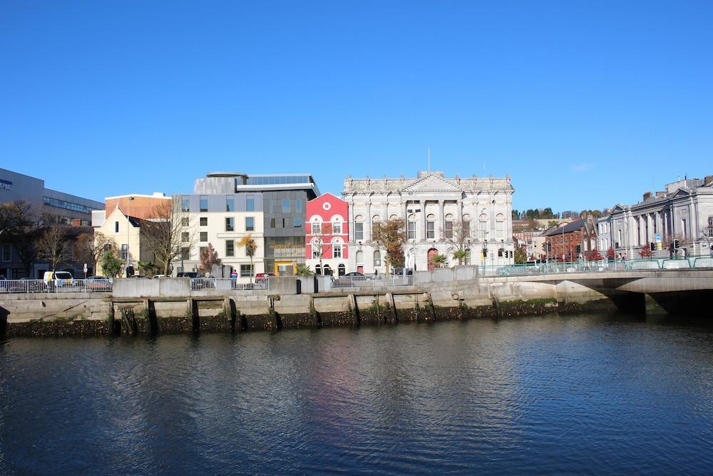 Maldron Hotel South Mall Cork City Exterior photo